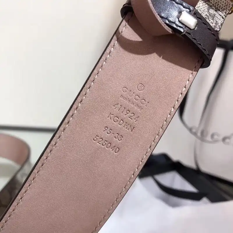 G*u*i s belte 1905bl0250