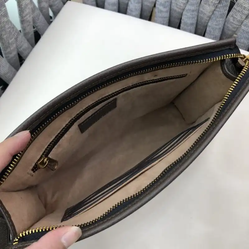 G*u*i bags 1910bb0040