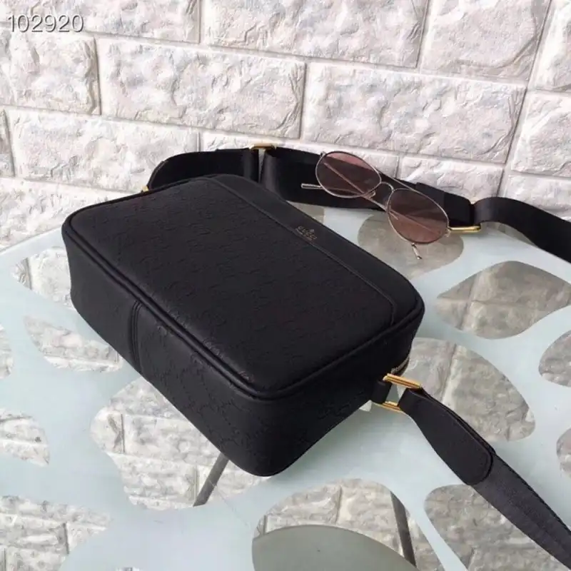 G*u*i bags 1910bb0095