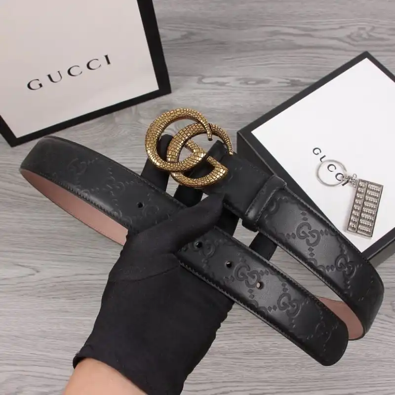 G*u*i s belte 1911x0001