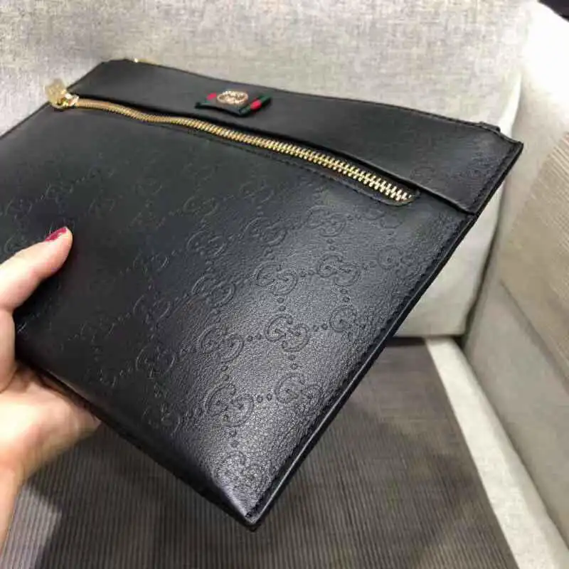 G*u*i bags 1917m0063
