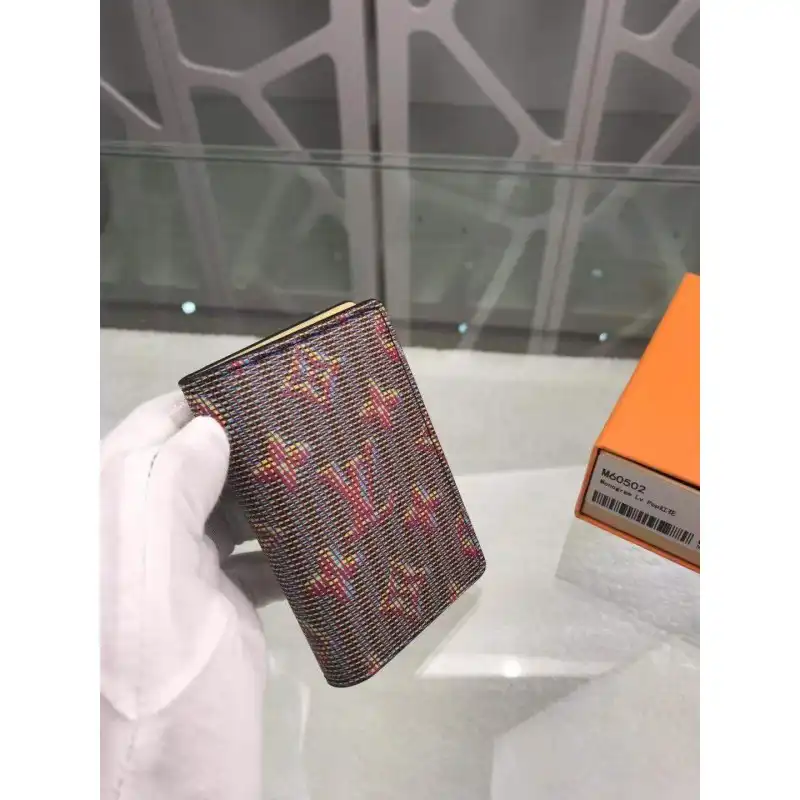 LV Bags 19B570025