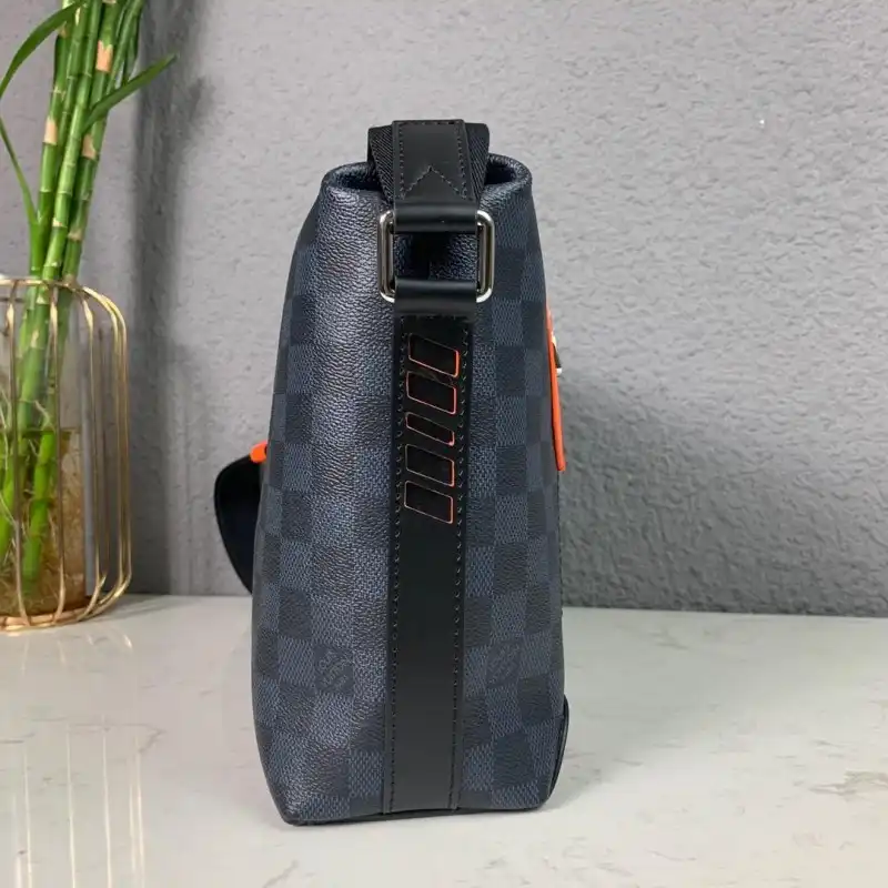 LV Bags 19B570273
