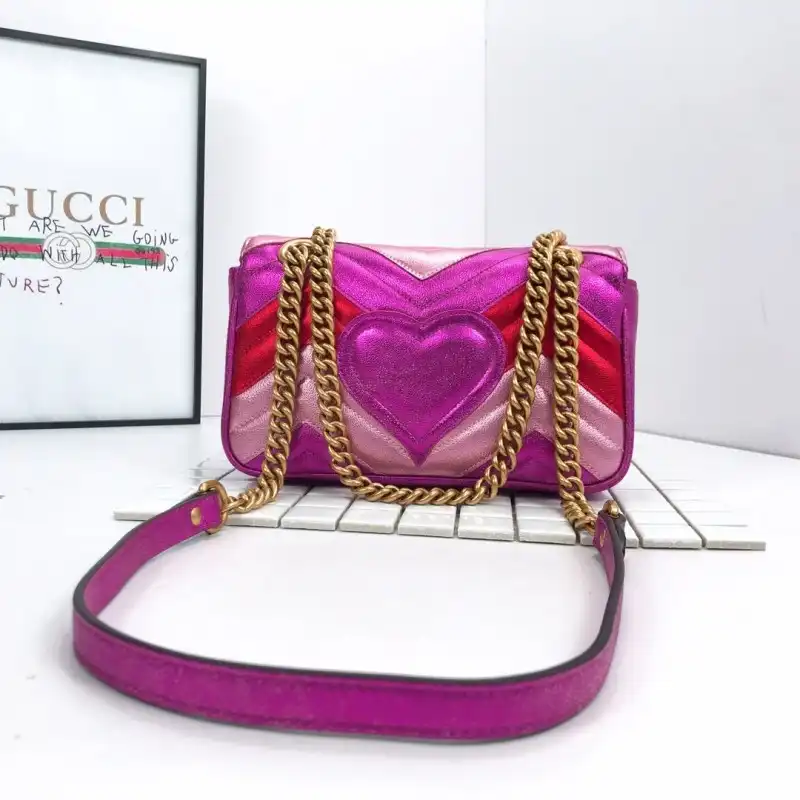 G*u*i bags 19b57g0013