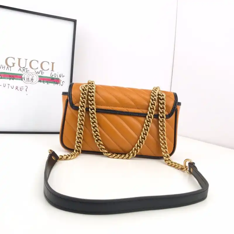 G*u*i bags 19b57g0015