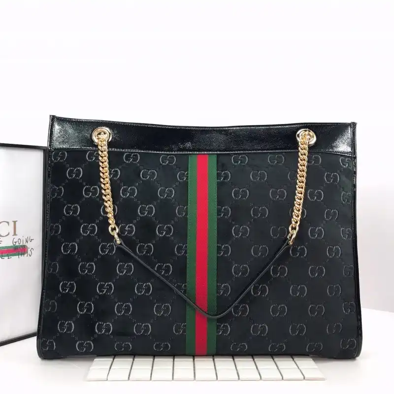 G*u*i bags 19b57g0032