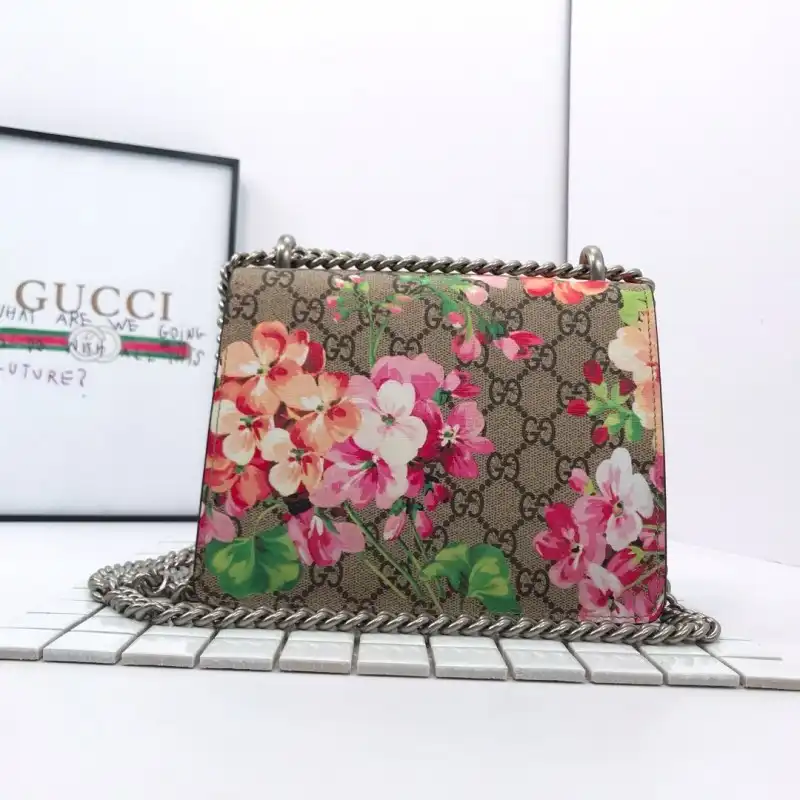 G*u*i bags 19b57g0039