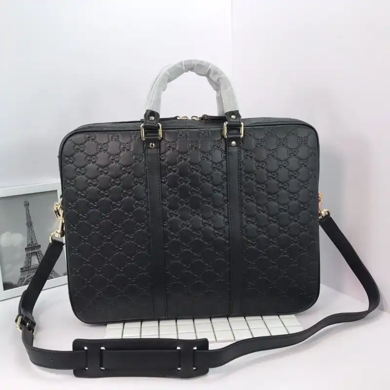 G*u*i bags 19b57g0050