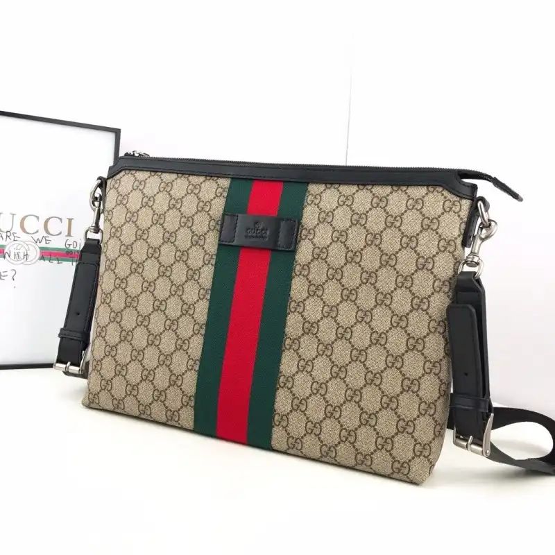 G*u*i bags 19b57g0054