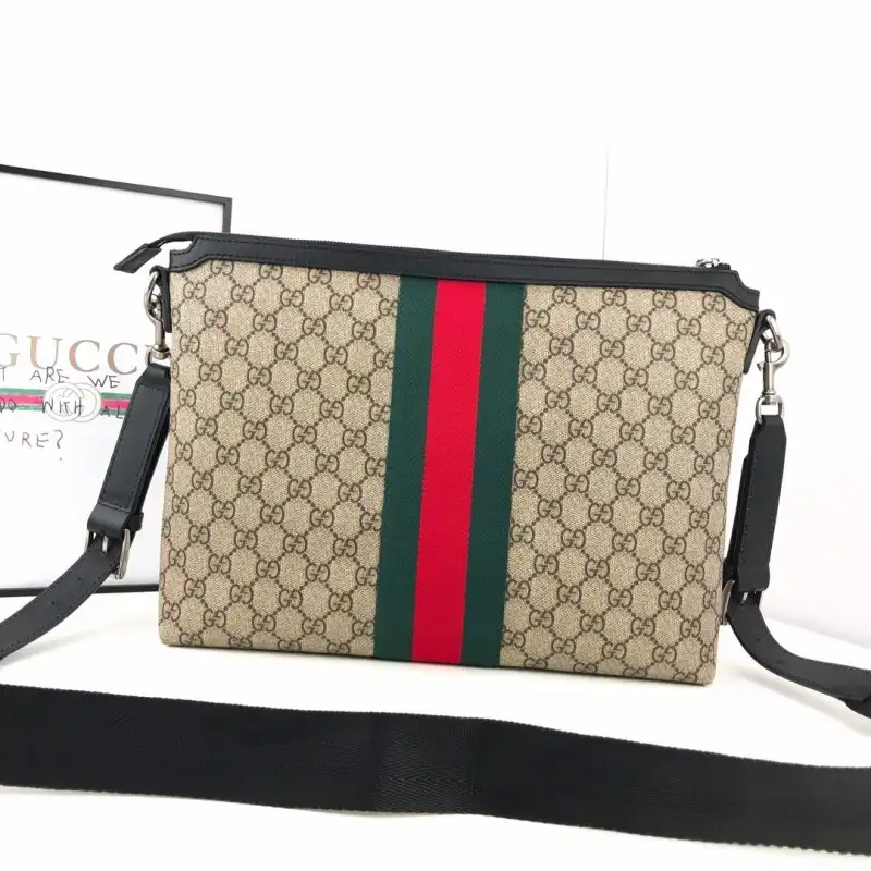 G*u*i bags 19b57g0054