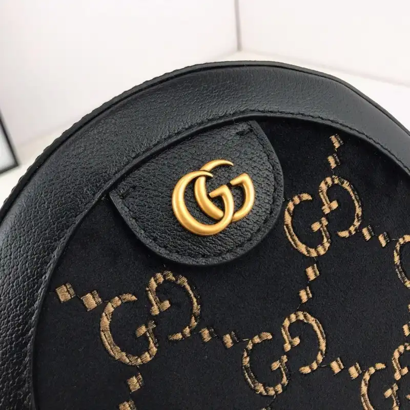 G*u*i bags 19b57g0082