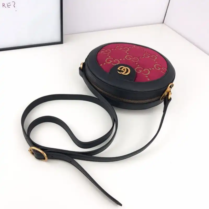 G*u*i bags 19b57g0083