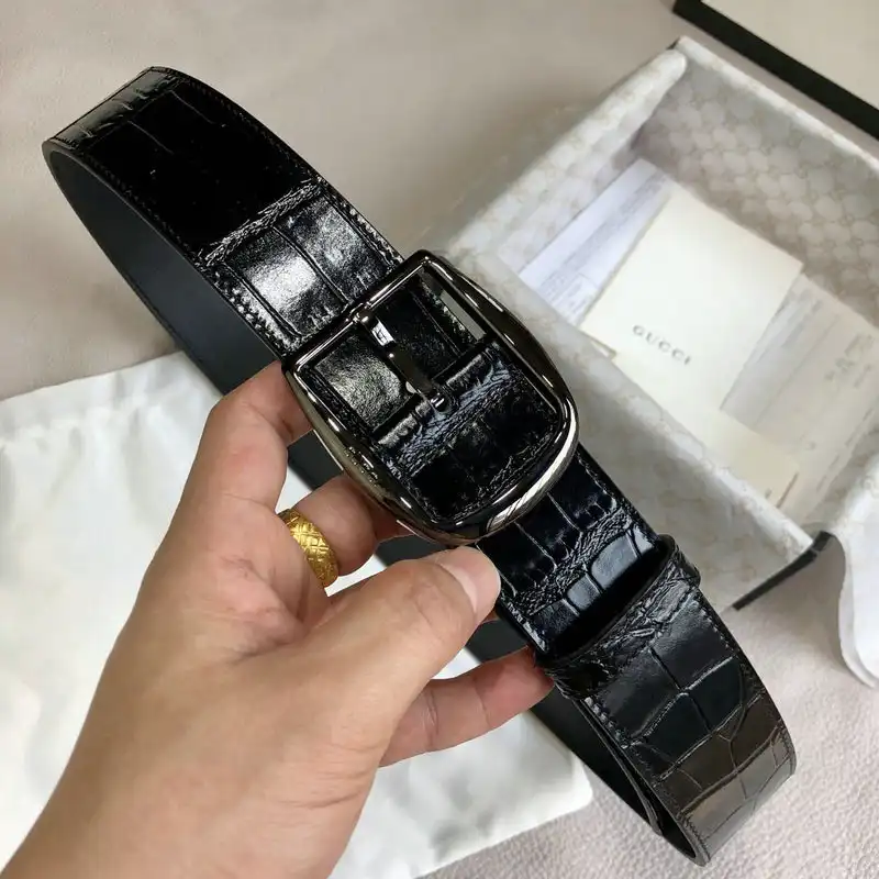 G*u*i s belt 2009xf0072