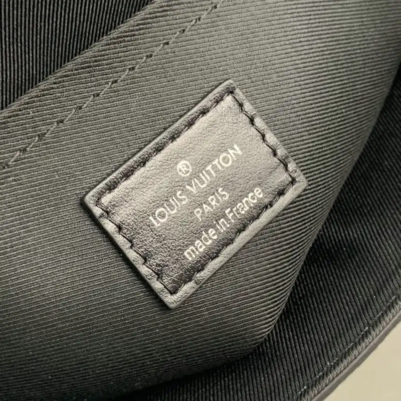 LV Bags 2010B570013