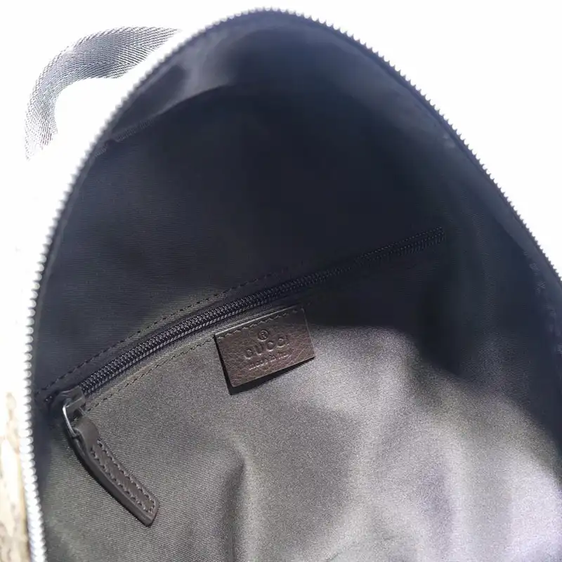 G*u*i backpack 19gm0023