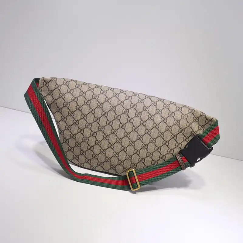 G*u*i belt bags 19gm0024