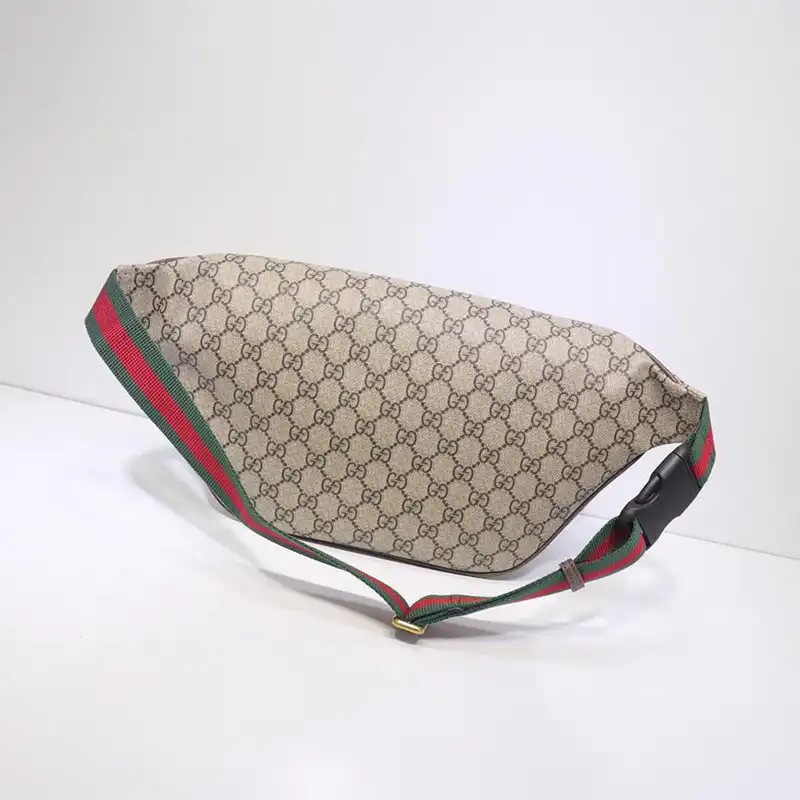 G*u*i belt bags 19gm0026