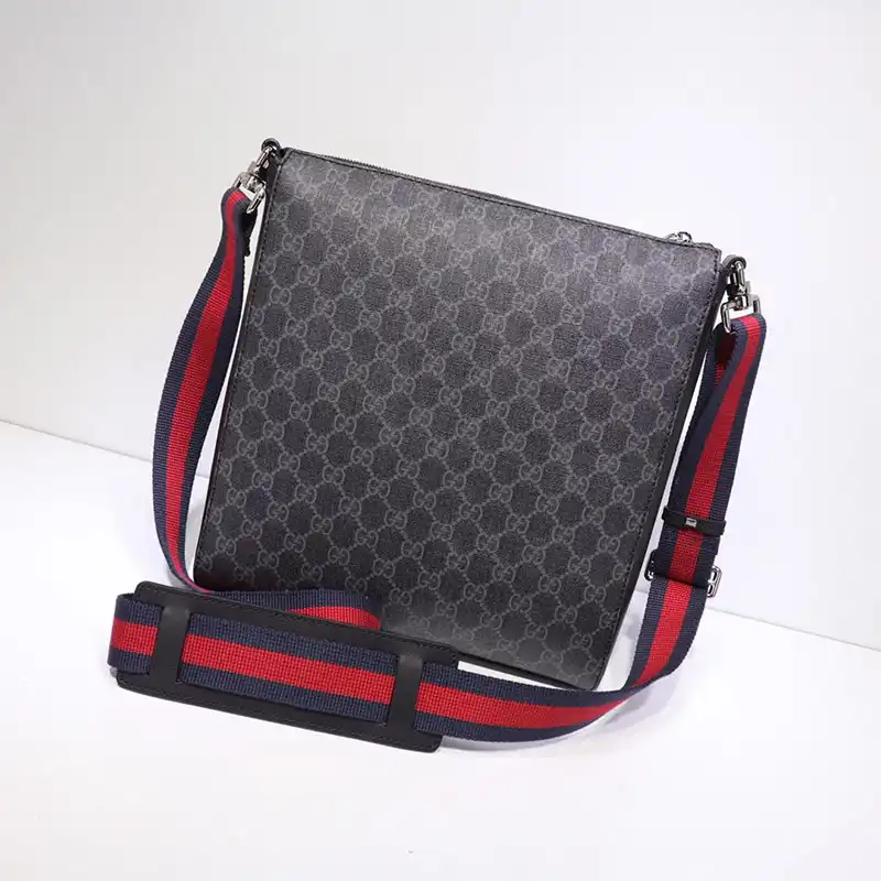 G*u*i crossbody bag 19gm0044