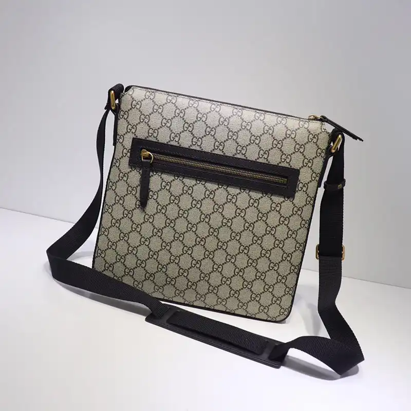 G*u*i crossbody bag 19gm0046