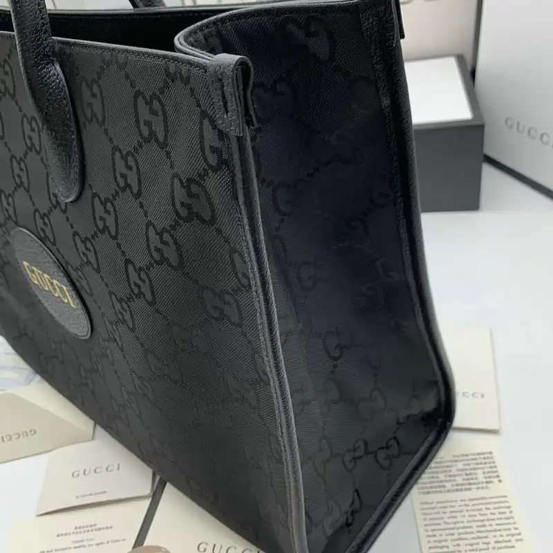 G*u*i bags 208b570055