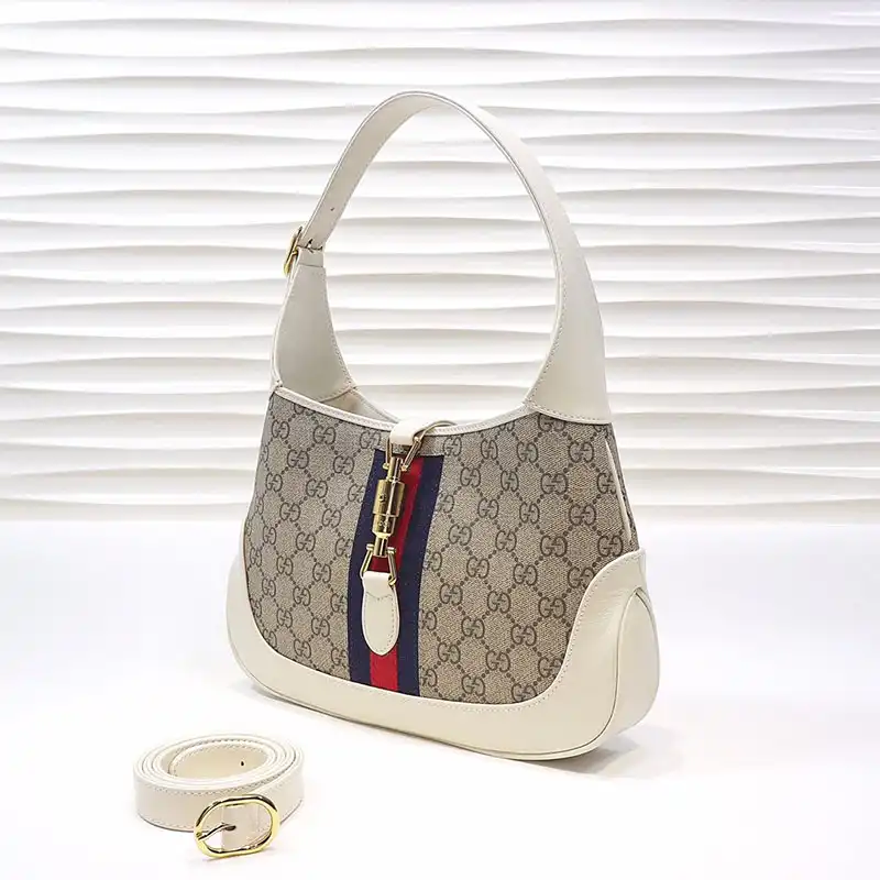 G*u*i bags 208b570140