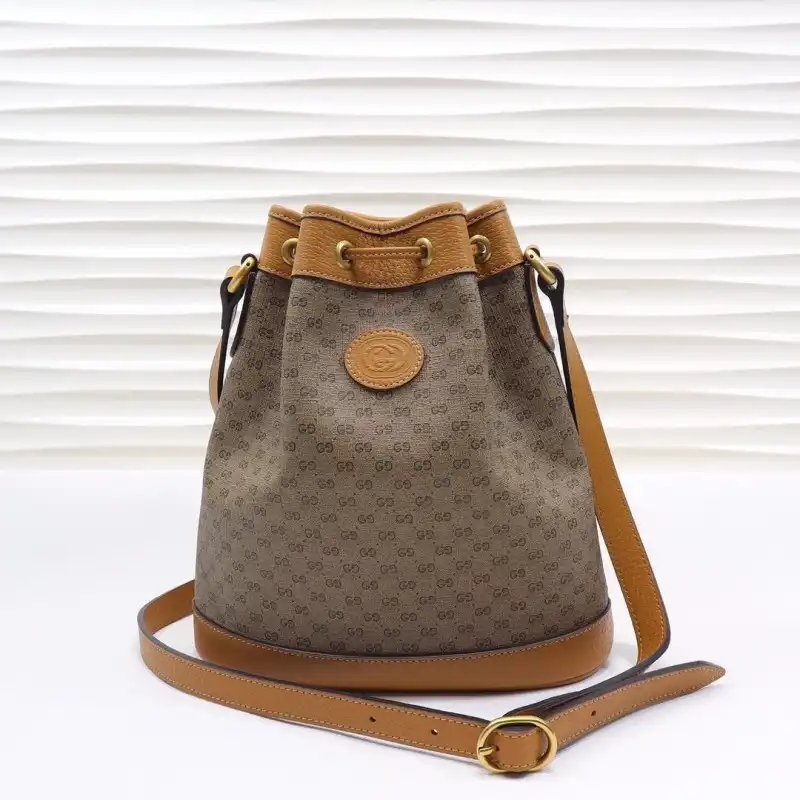 G*u*i bags 20dj570055