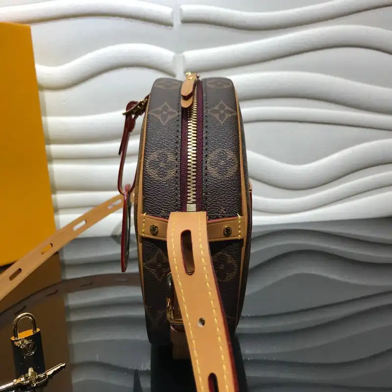 G*u*i bags 20b570084