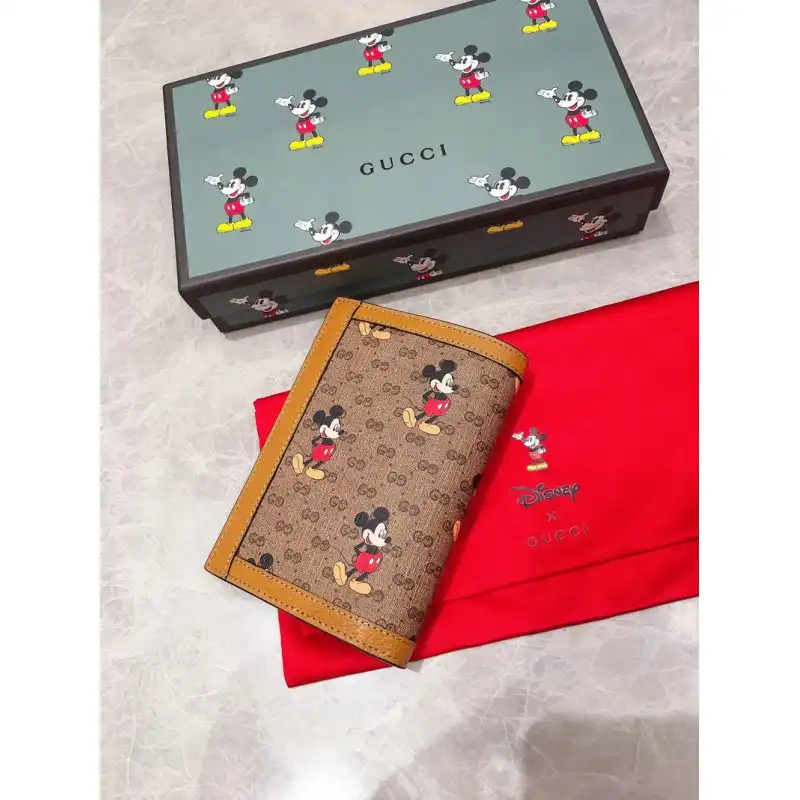 G*u*i bags 20dj570087