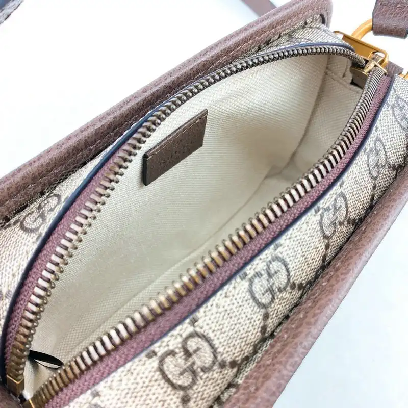 G*u*i bags 20b570196