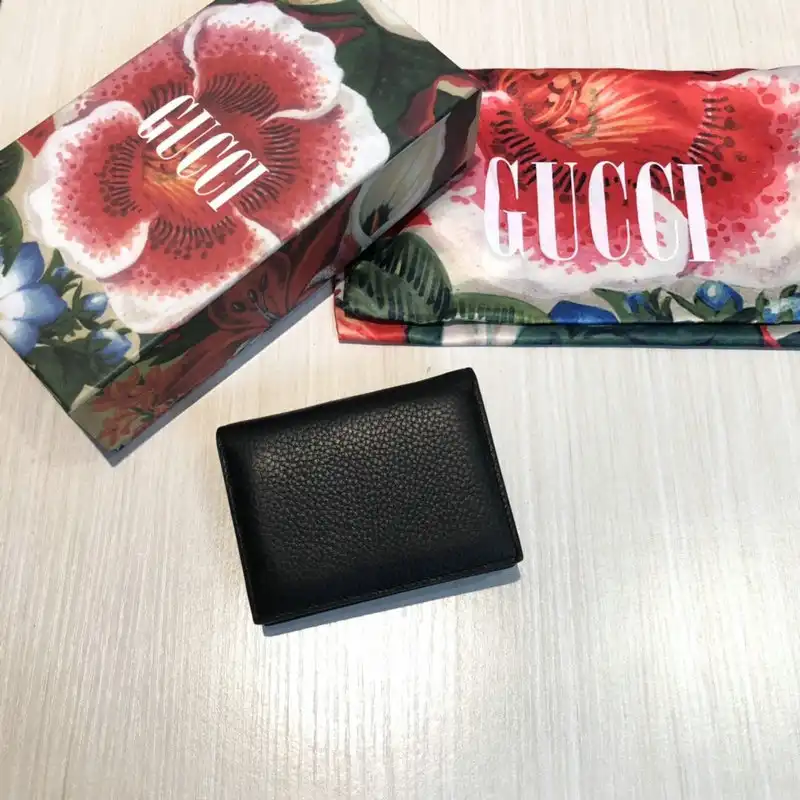 G*u*i bags 20guc0028