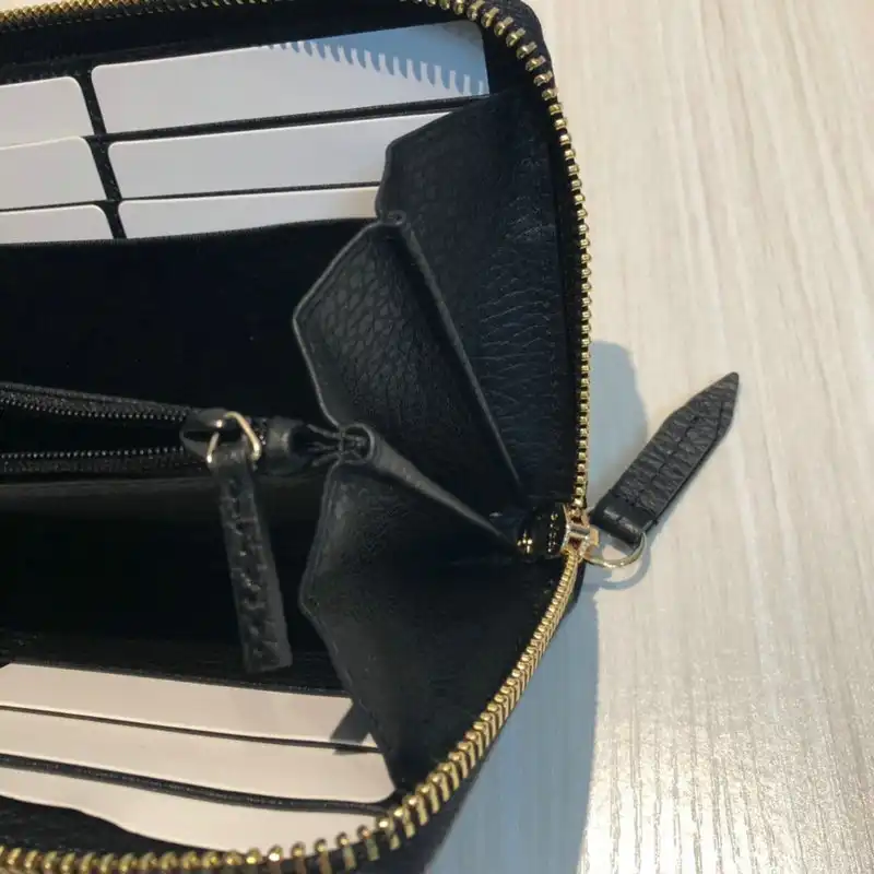 G*u*i bags 20guc0034