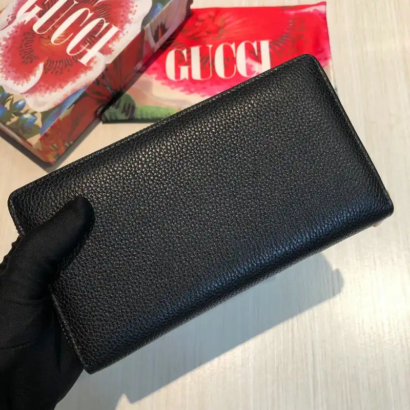 G*u*i bags 20guc0050