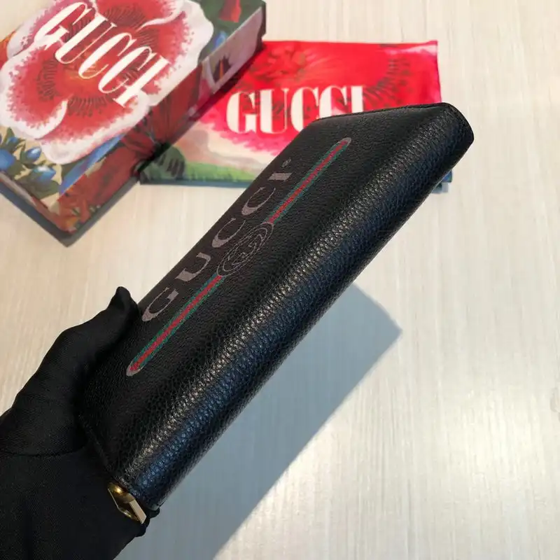 G*u*i bags 20guc0050