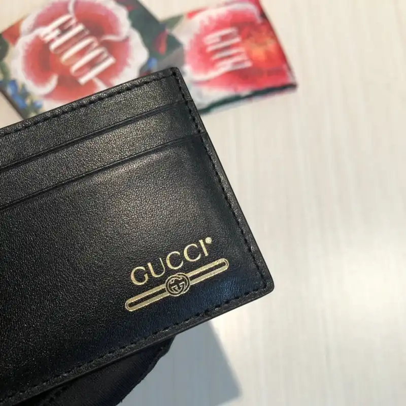 G*u*i bags 20guc0052