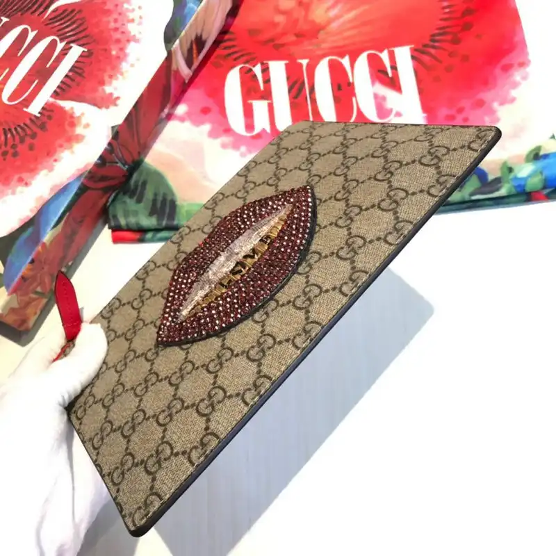 G*u*i bags 20guc0216