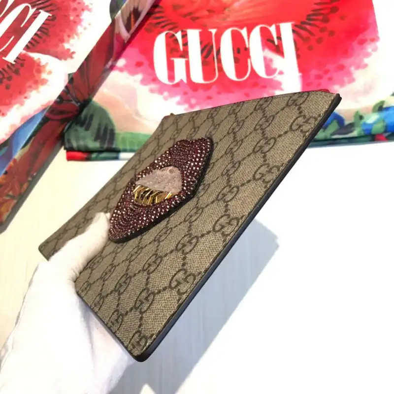 G*u*i bags 20guc0216