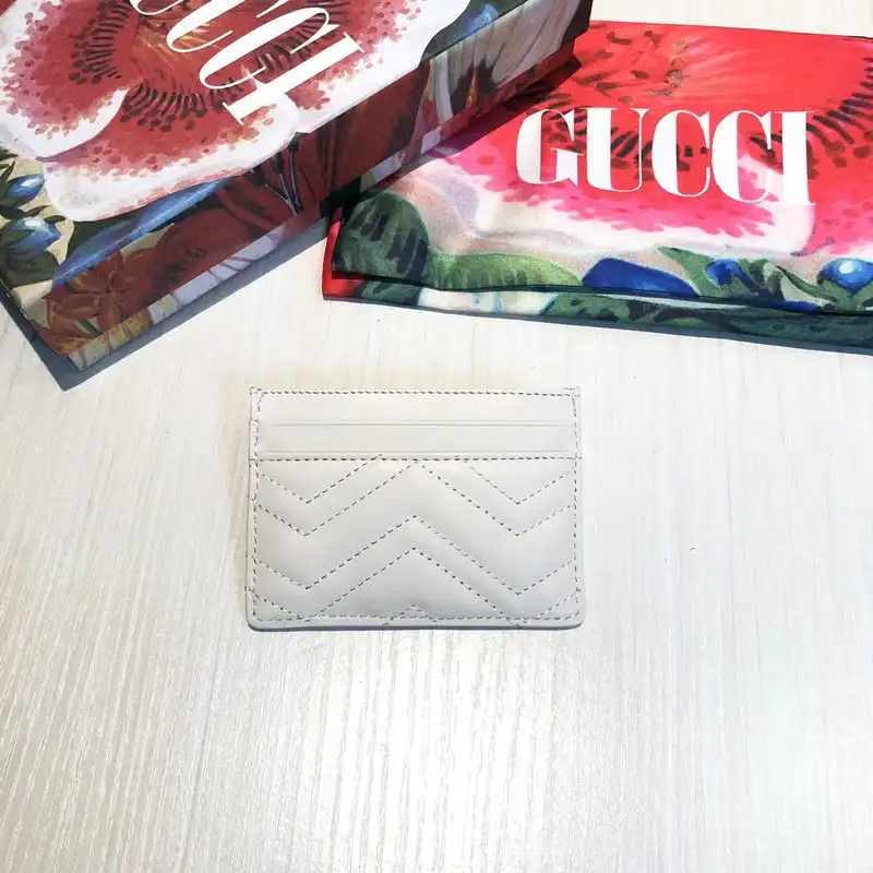 G*u*i bags 20guc0234