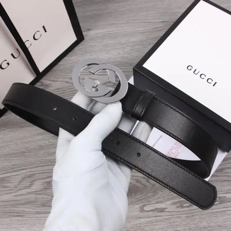 G*u*i s belt 20xia0083