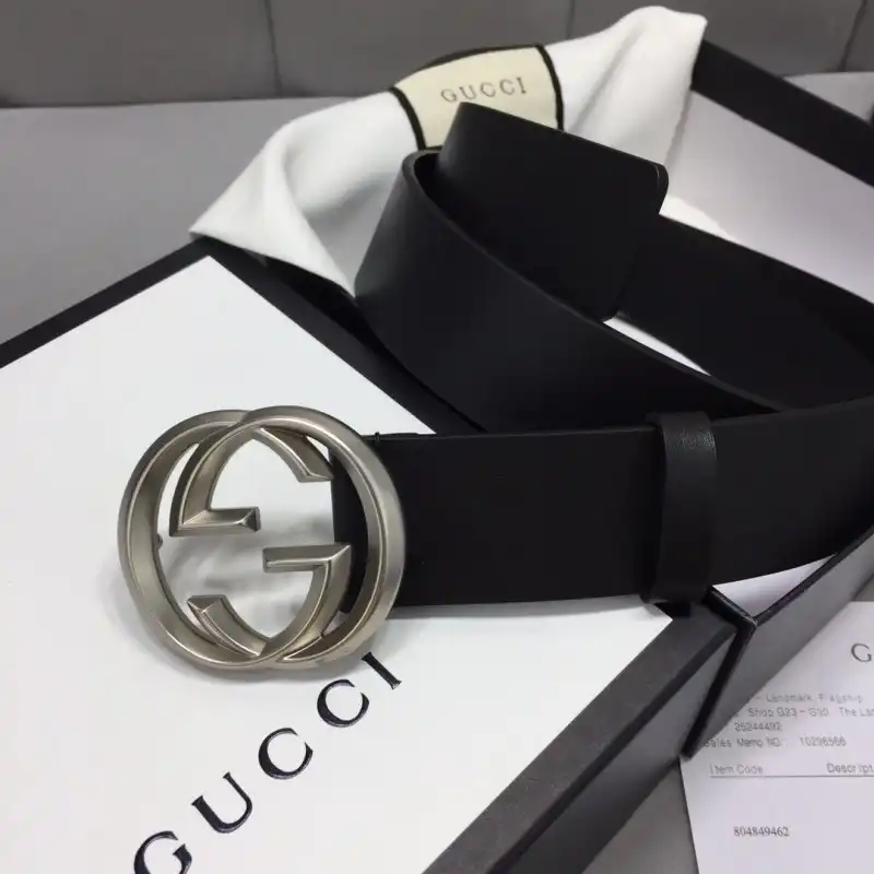 G*u*i s belt 20xia0085