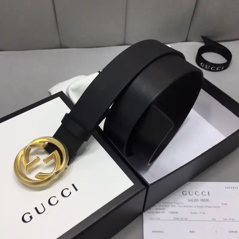 G*u*i s belt 20xia0087