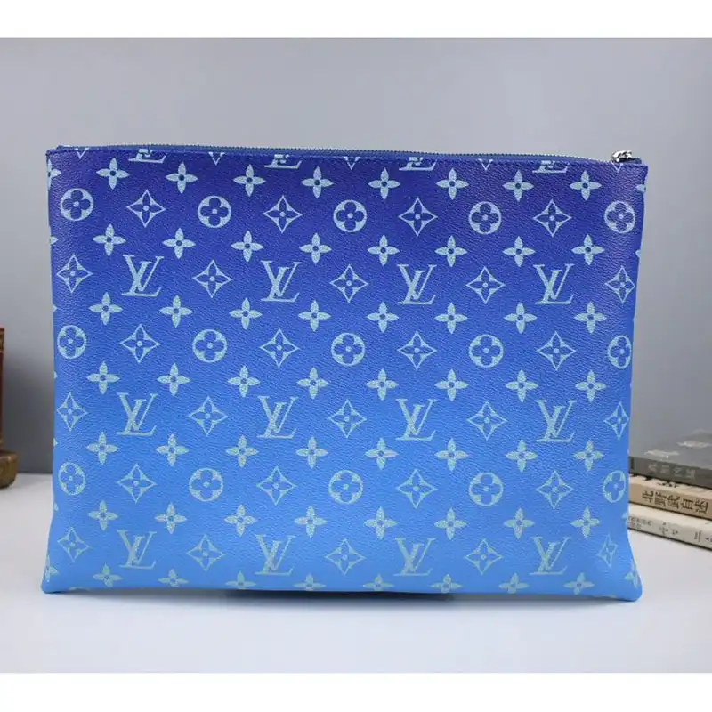 LV Bags 204B570010
