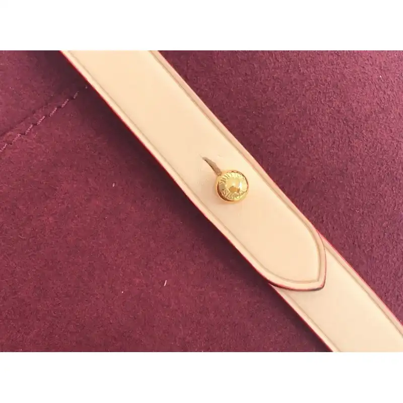 LV Bags 205fy0011