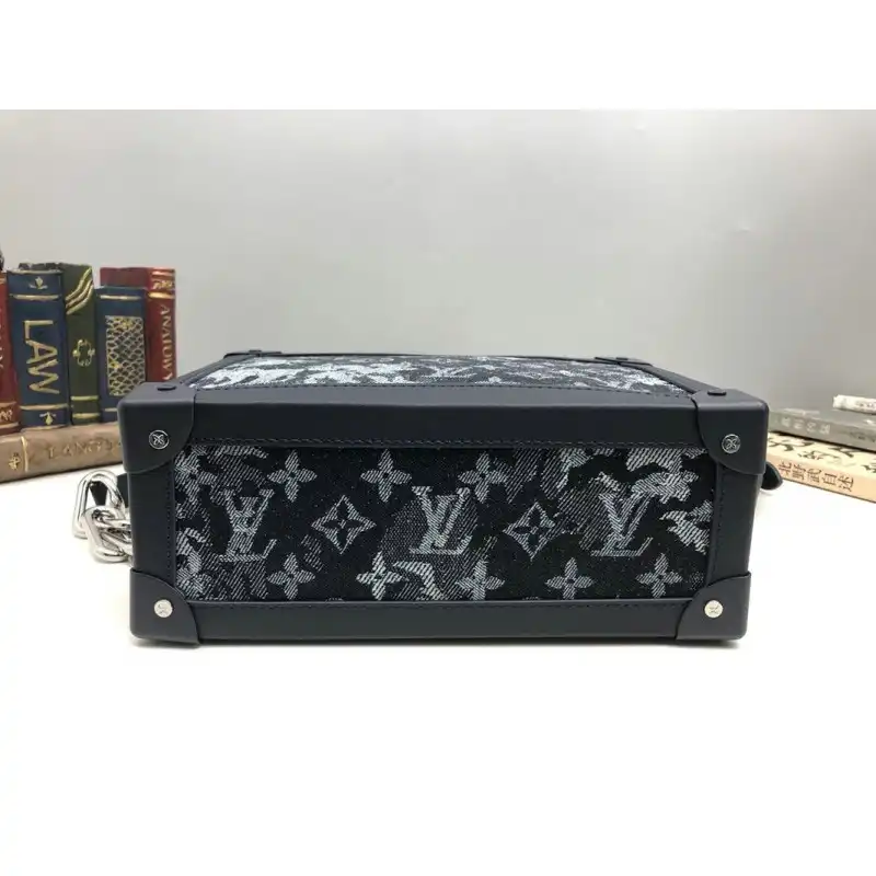 LV Bags 2101SH0010