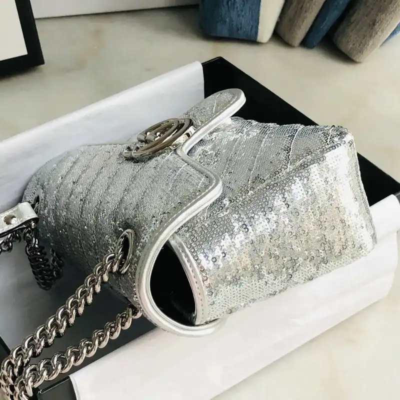 G*u*i bags 2101sh0048