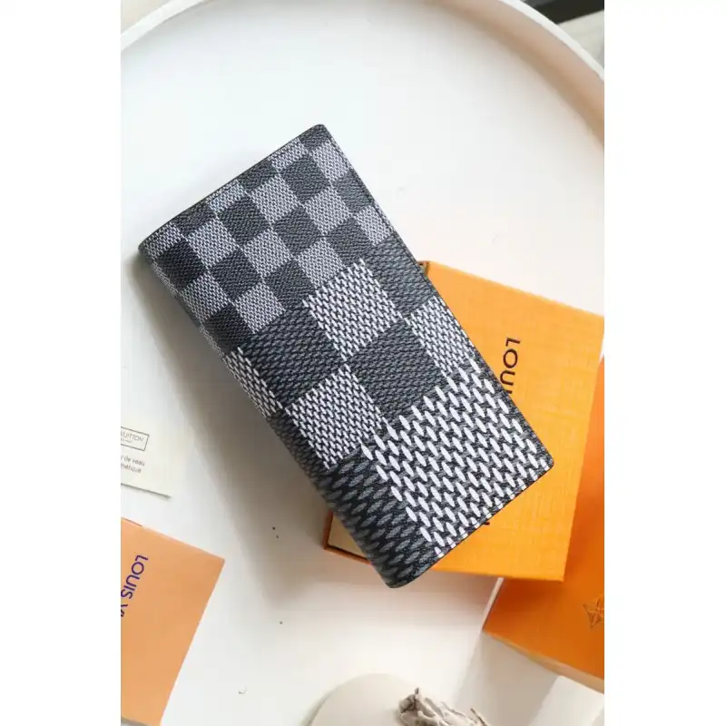 LV Bags 2102SH0004