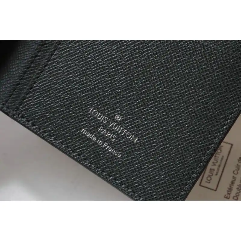 LV Bags 2102SH0004