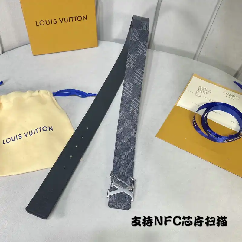 LV Belts 2102SH0043