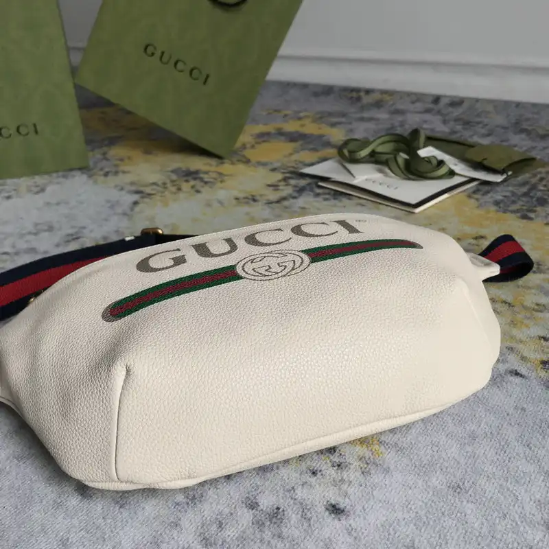 G*u*i bags 2104dj0029