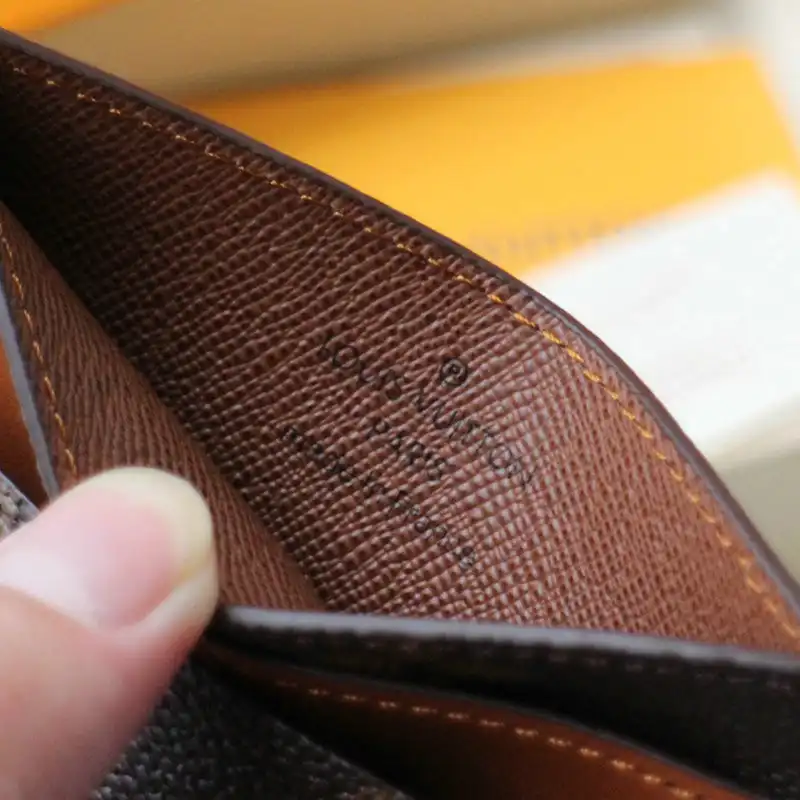 LV Bags 2104DJ0101