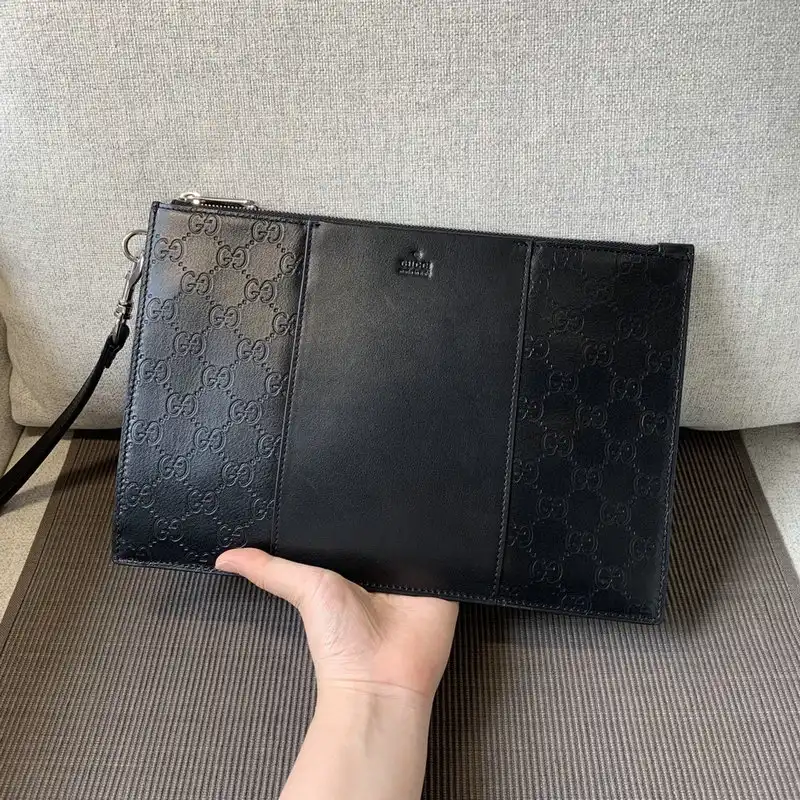 G*u*i bags 2104dj0131